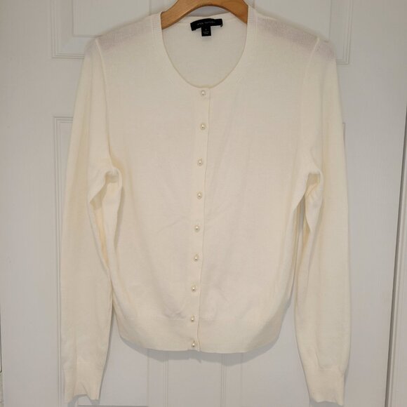 ANN TAYLOR Cardigan w/ Pearl Buttons NWOT - Picture 4 of 10
